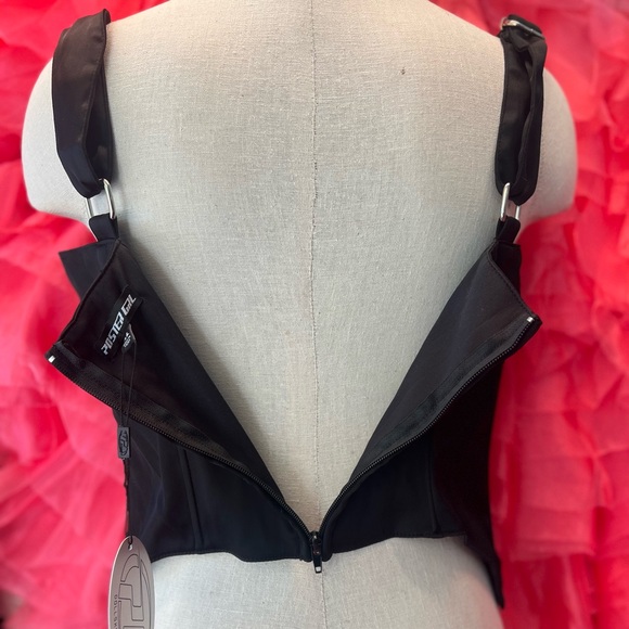 POSTER GIRL Elegant Black Corset Tank Top - Picture 6 of 6